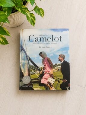 Portrait of‎ Camelot Coffee Table Book JFK Jackie Kennedy Dynasty Illustrated